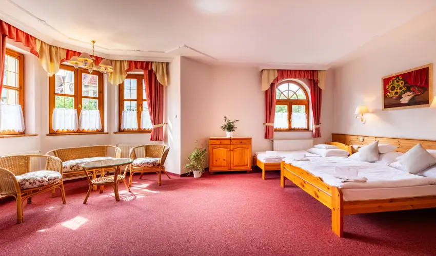 Hajd� Kast�ly Hotel Hajd�szoboszl� - M�jus 1. (min. 3 �j)