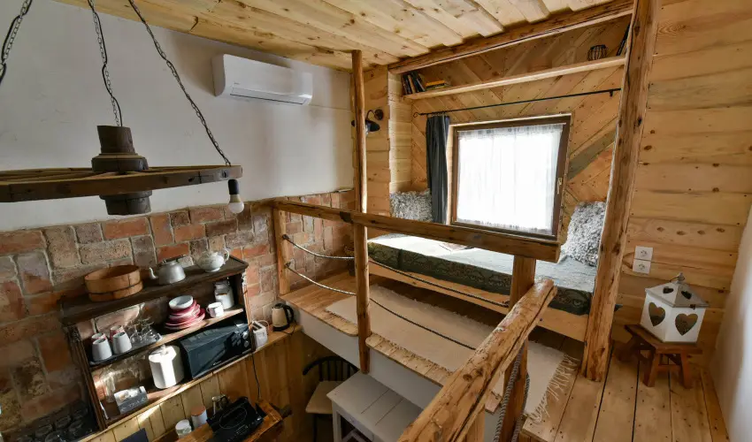 Halhza Vendghz Sirok - Mjus 1. (min. 2 j)