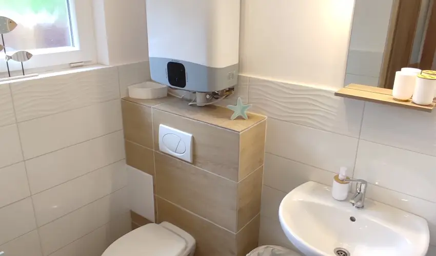 Hanga-lak Velence - Mjus 1. (min. 2 j)