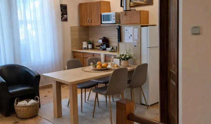 Happy Sun  Zam�rdi - M�jus 1. (min. 2 �j)