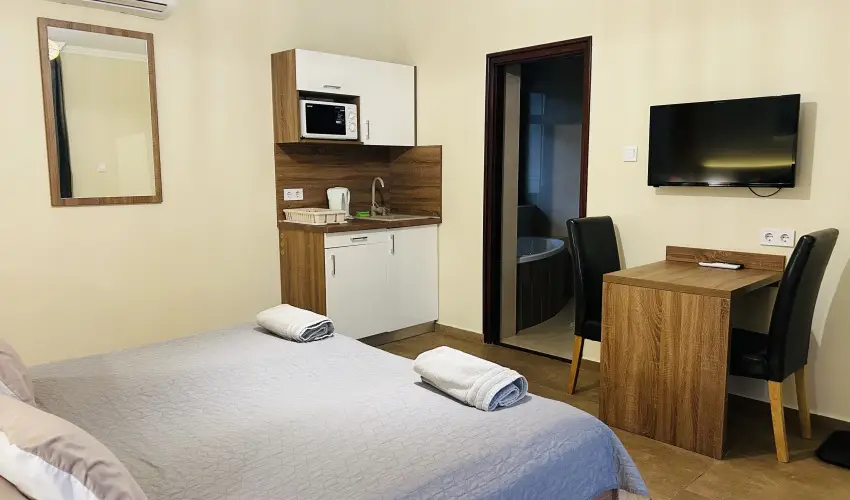 Harmnia Vendghz Miskolctapolca Miskolctapolca - Mjus 1. (min. 2 j)