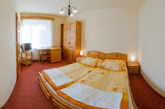 Aliz Villa - Mjus 1. (min. 3 j)