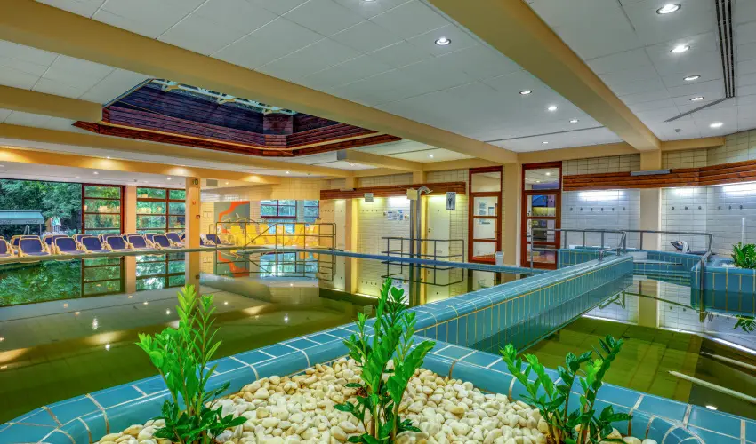 Ensana Thermal Srvr Srvr - Majlis (min. 2 j)