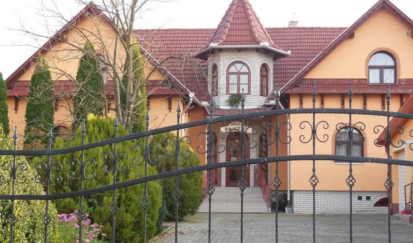 Hegyi Panzi Szilvsvrad - Mjus 1. (min. 2 j)