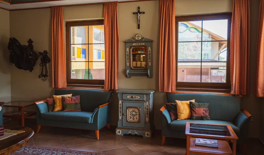 Htkti Wellness Hotel & Lovaspark Mr - Mjus 1.