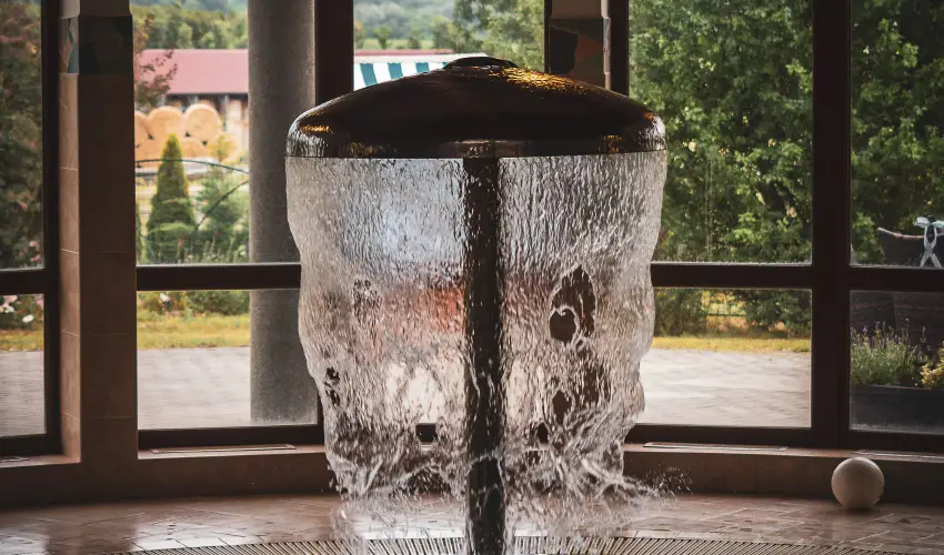 Htkti Wellness Hotel & Lovaspark Mr - Mjus 1.