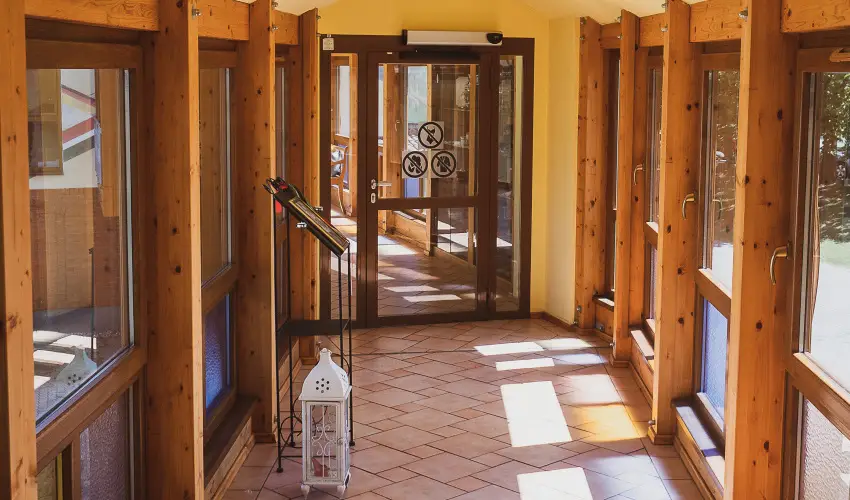 Htkti Wellness Hotel & Lovaspark Mr - Mjus 1.