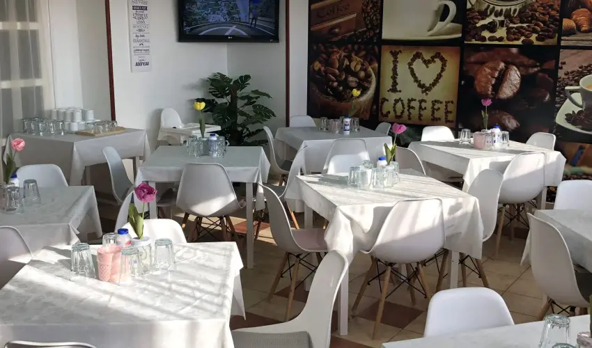 H�forr�s �d�l�- �s Lak�ssz�vetkezet Gyula - M�jus 1.