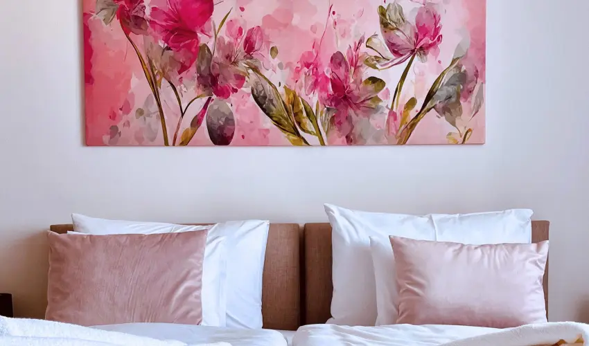 Holdvirg Hotel Srvr - Mjus 1. - teljes elrefizetssel