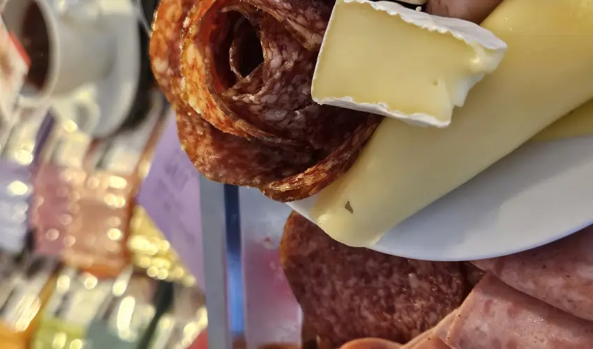 Holdvirg Hotel Srvr - Mjus 1. - teljes elrefizetssel