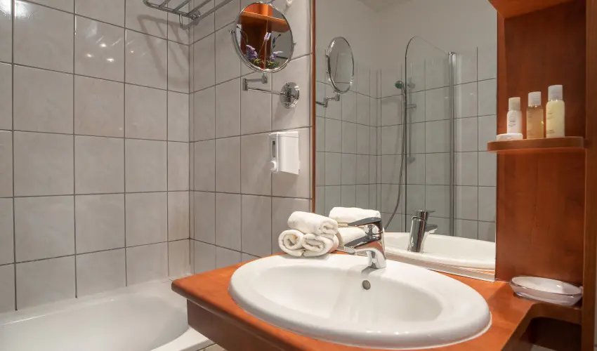 Holdvirg Hotel Srvr - Mjus 1. - teljes elrefizetssel