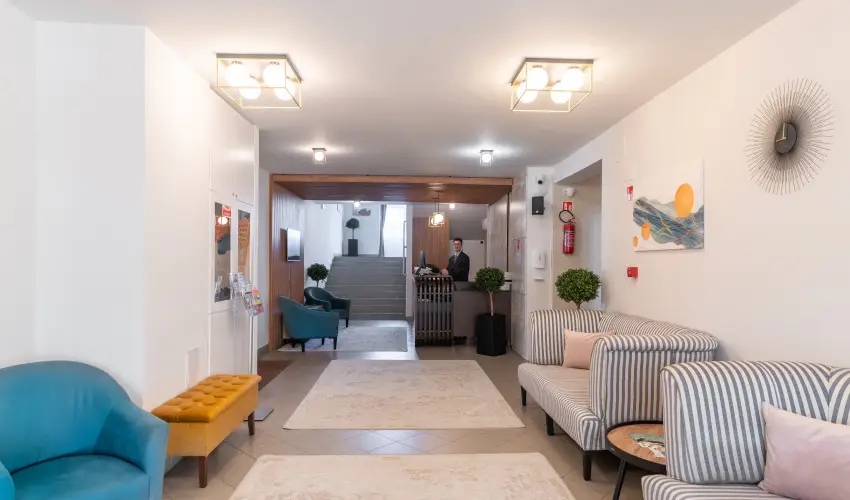 Holdvirg Hotel Srvr - Mjus 1. - teljes elrefizetssel