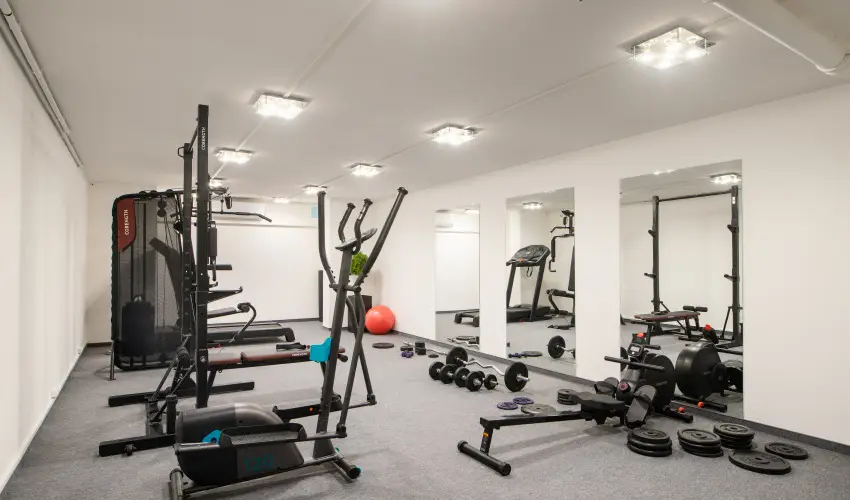 Holdvirg Hotel Srvr - Mjus 1. - teljes elrefizetssel