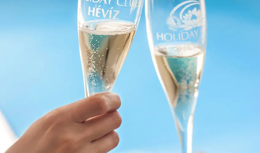 Holiday Club Apartman Hotel Hvz Hvz - Mjus 1. (min. 2 j)