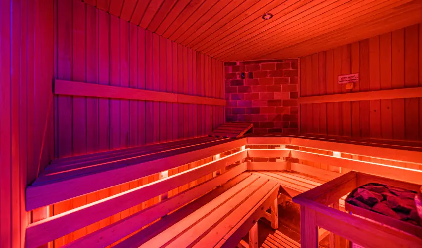 Holiday Club Apartman Hotel Hvz Hvz - Mjus 1. (min. 2 j)