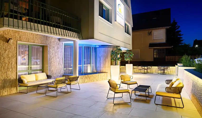 Holiday Club Apartman Hotel Hvz Hvz - Mjus 1. (min. 2 j)