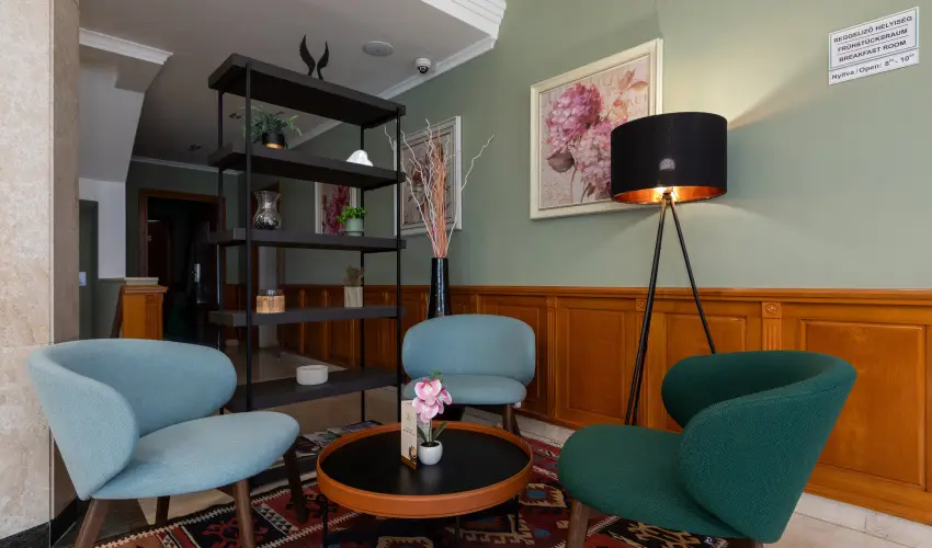 Holiday Club Apartman Hotel H�v�z H�v�z - M�jus 1. (min. 2 �j)