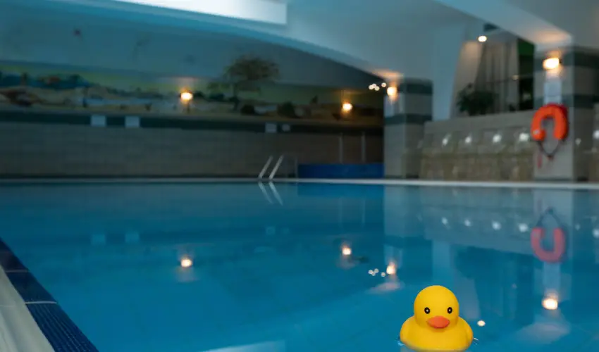 Holiday Club Apartman Hotel H�v�z H�v�z - M�jus 1. (min. 2 �j)