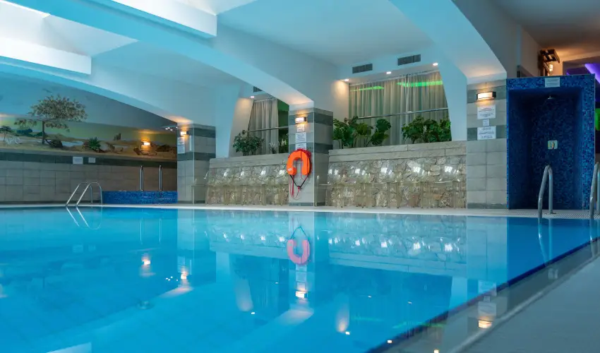 Holiday Club Apartman Hotel H�v�z H�v�z - M�jus 1. (min. 2 �j)