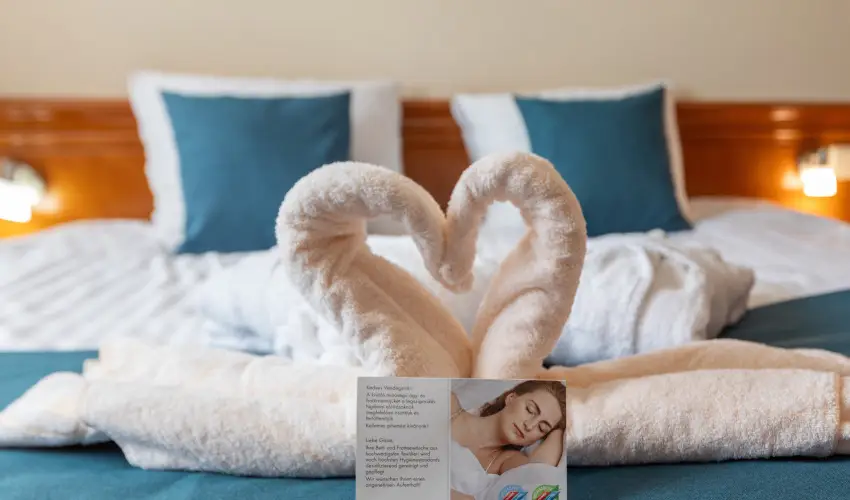 Holiday Club Apartman Hotel H�v�z H�v�z - M�jus 1. (min. 2 �j)
