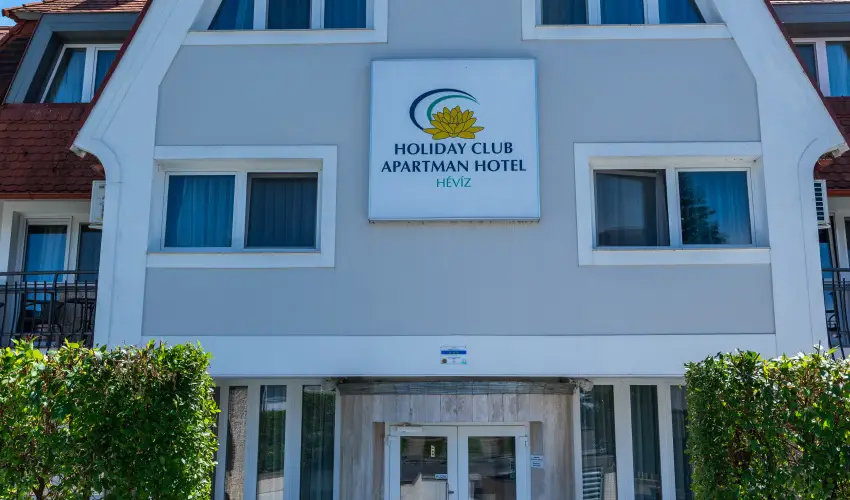 Holiday Club Apartman Hotel H�v�z H�v�z - M�jus 1. (min. 2 �j)