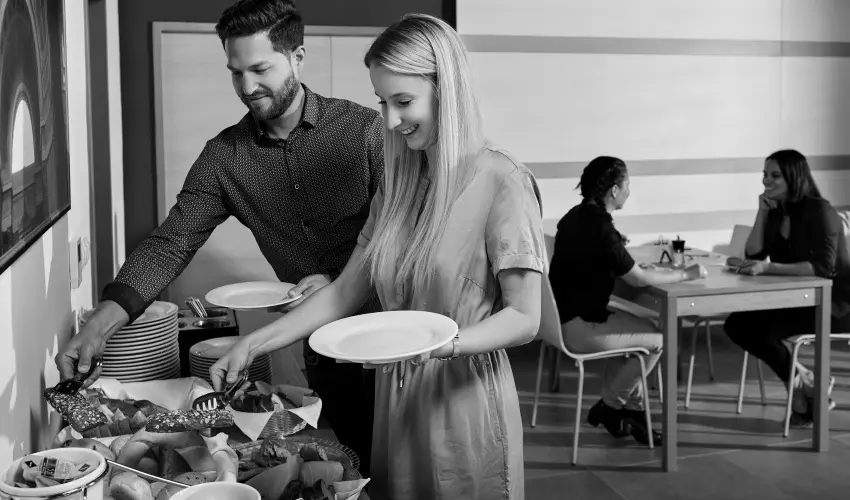 Hotel Adalbert - Szent Tam�s H�z Esztergom - M�jus 1. (min. 3 �j)