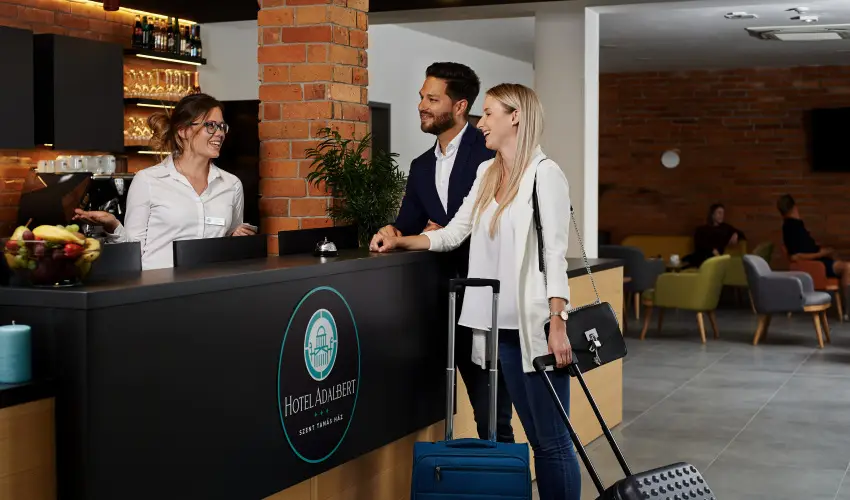 Hotel Adalbert - Szent Tams Hz Esztergom - Mjus 1. (min. 3 j)