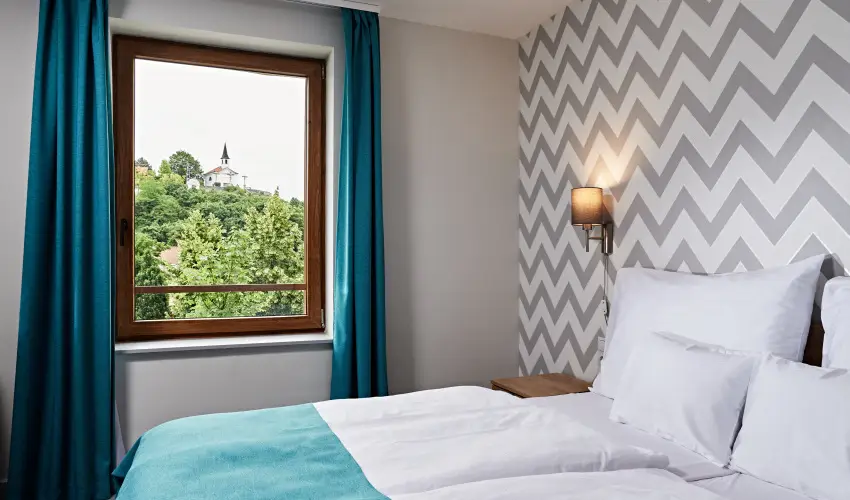 Hotel Adalbert - Szent Tams Hz Esztergom - Mjus 1. (min. 3 j)