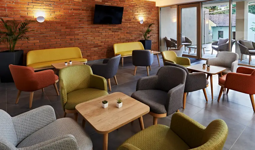 Hotel Adalbert - Szent Tams Hz Esztergom - Mjus 1. (min. 3 j)