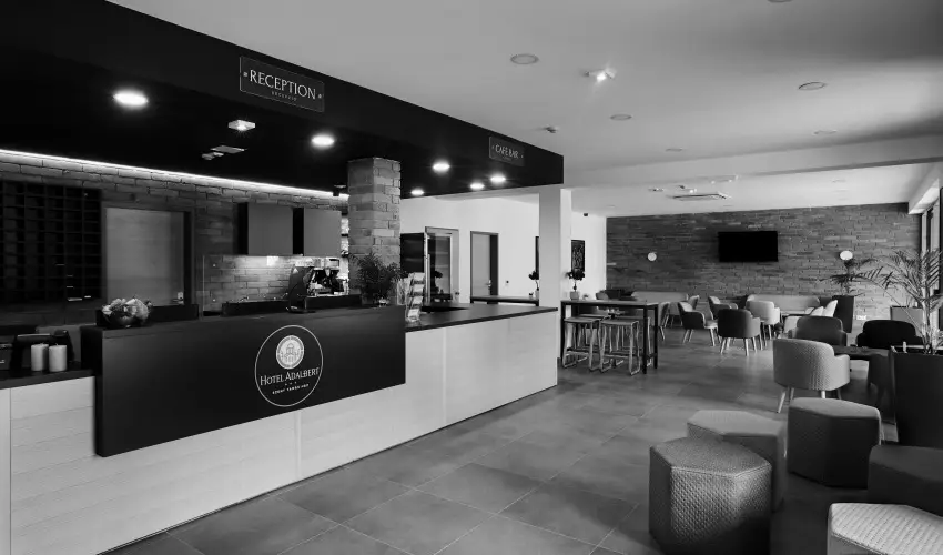 Hotel Adalbert - Szent Tam�s H�z Esztergom - M�jus 1. (min. 3 �j)