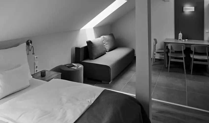 Hotel Adalbert - Szent Tam�s H�z Esztergom - M�jus 1. (min. 3 �j)