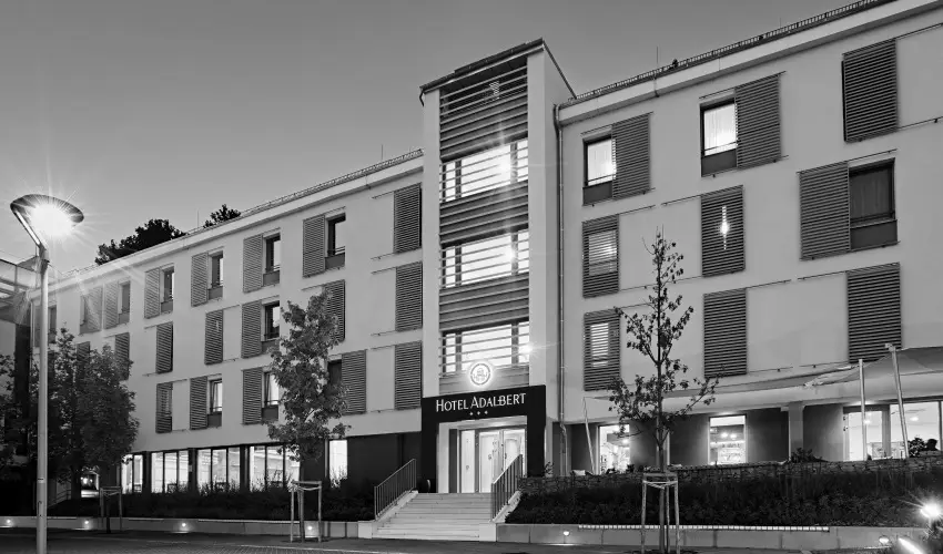 Hotel Adalbert - Szent Tam�s H�z Esztergom - M�jus 1. (min. 3 �j)