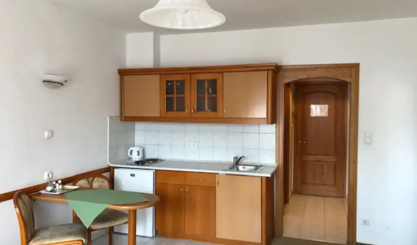 gnes Hotel Hvz - Mjus 1.