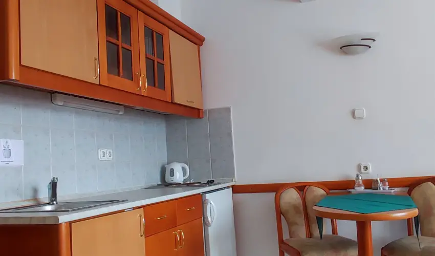 gnes Hotel Hvz - Mjus 1.