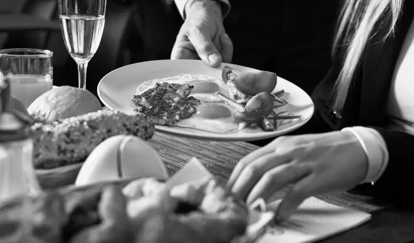 Akadmia Hotel Balatonfred - Mjus 1. (min. 2 j)