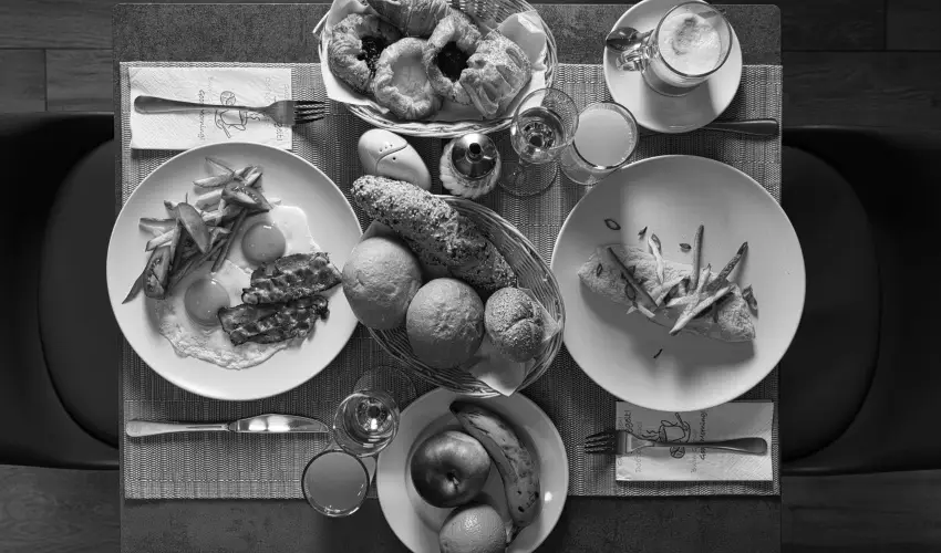 Akadmia Hotel Balatonfred - Mjus 1. (min. 2 j)