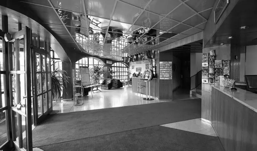 Amadeus Szlloda Budapest - Mjus 1. 