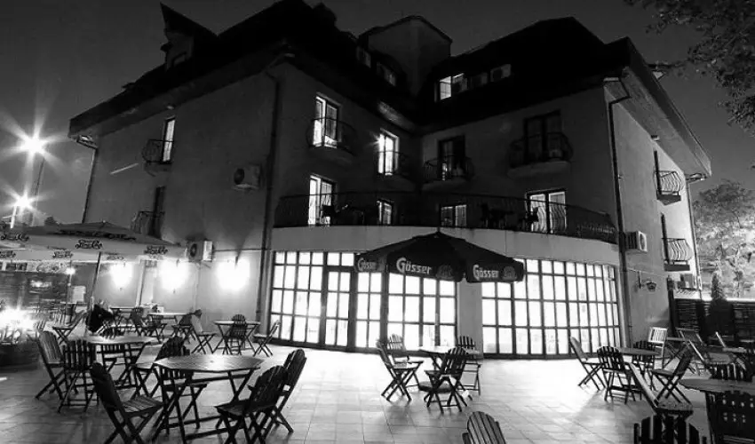 Amadeus Szlloda Budapest - Mjus 1. 