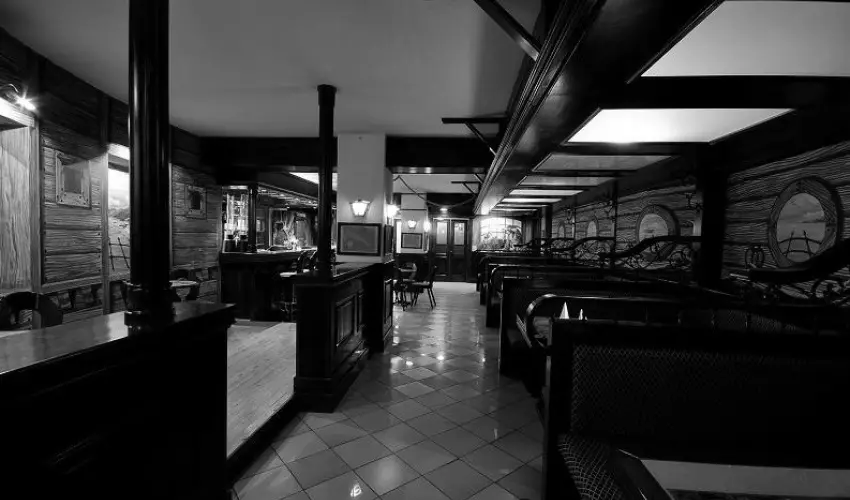 Amadeus Szlloda Budapest - Mjus 1. 