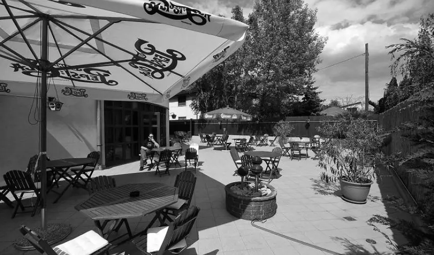 Amadeus Szlloda Budapest - Mjus 1. 