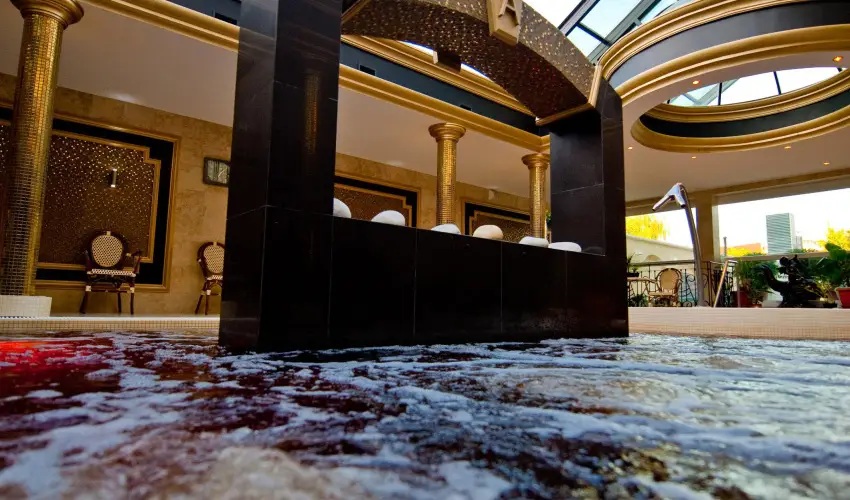 Hotel Aurum Hajdszoboszl - Mjus 1. (min. 2 j)