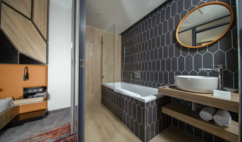 Avar Hotel Mtrafred - Mjus 1. 