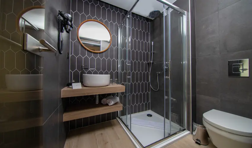 Avar Hotel Mtrafred - Mjus 1. 