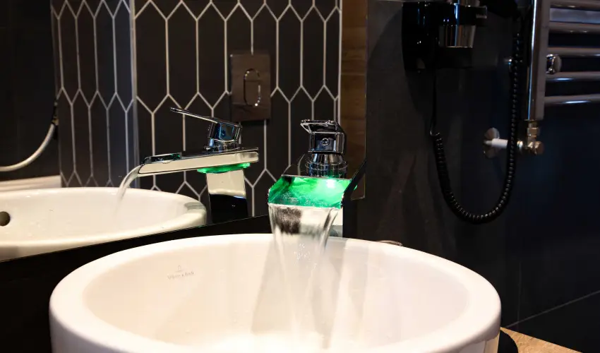 Avar Hotel Mtrafred - Mjus 1. 