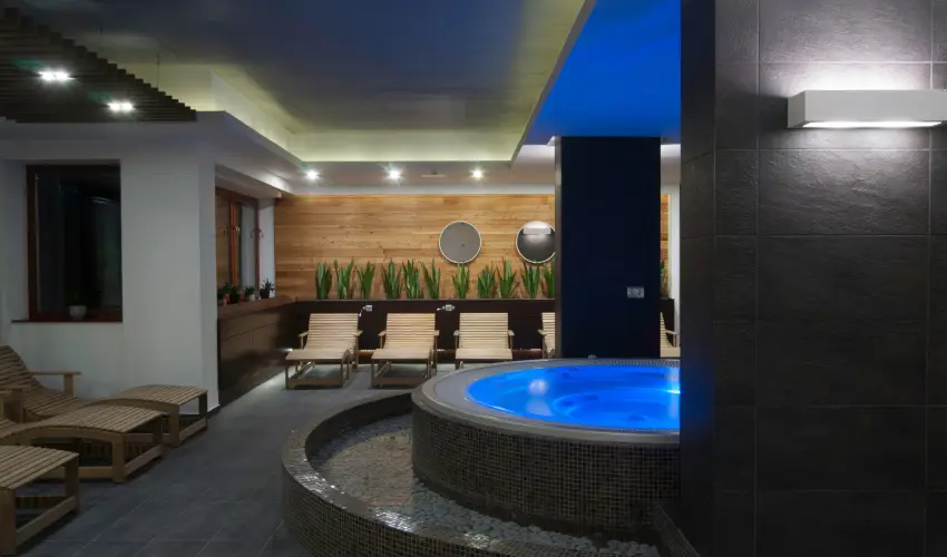 Hotel Bassiana Srvr - Mjus 1. (min. 3 j)