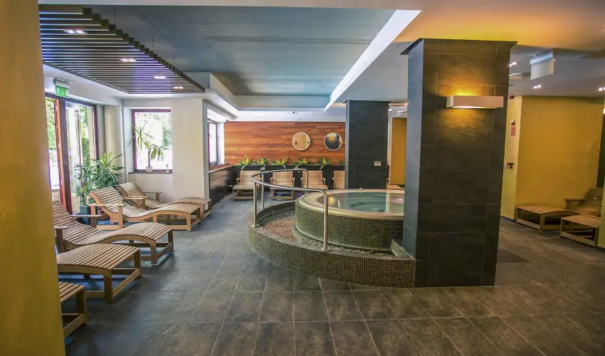 Hotel Bassiana Srvr - Mjus 1. (min. 3 j)