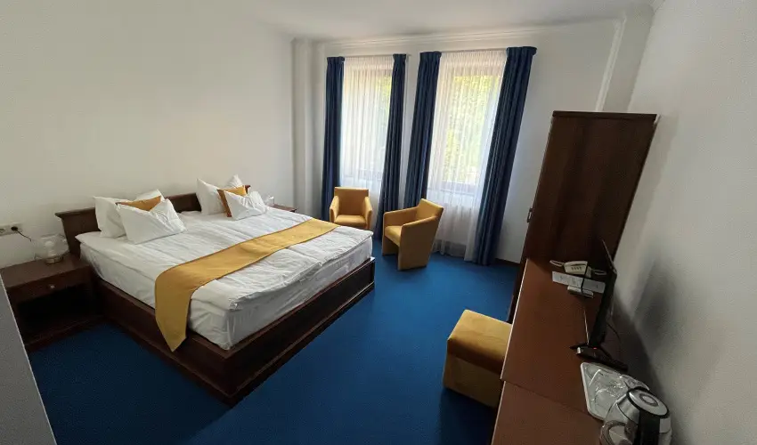 Hotel Bassiana Srvr - Mjus 1. (min. 3 j)