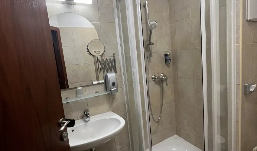 Hotel Bassiana Srvr - Mjus 1. (min. 3 j)