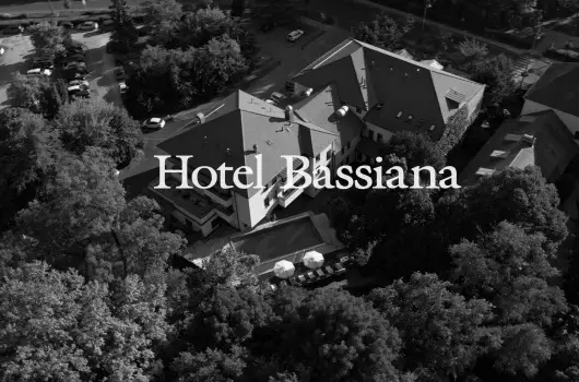 Hotel Bassiana - M�jus 1.