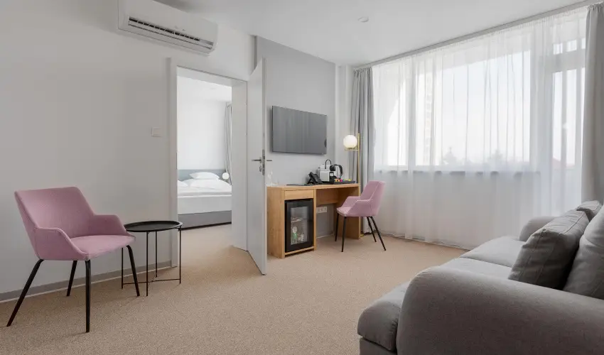 Hunguest Hotel Bke Hajdszoboszl - Mjus 1. (min. 2 j)